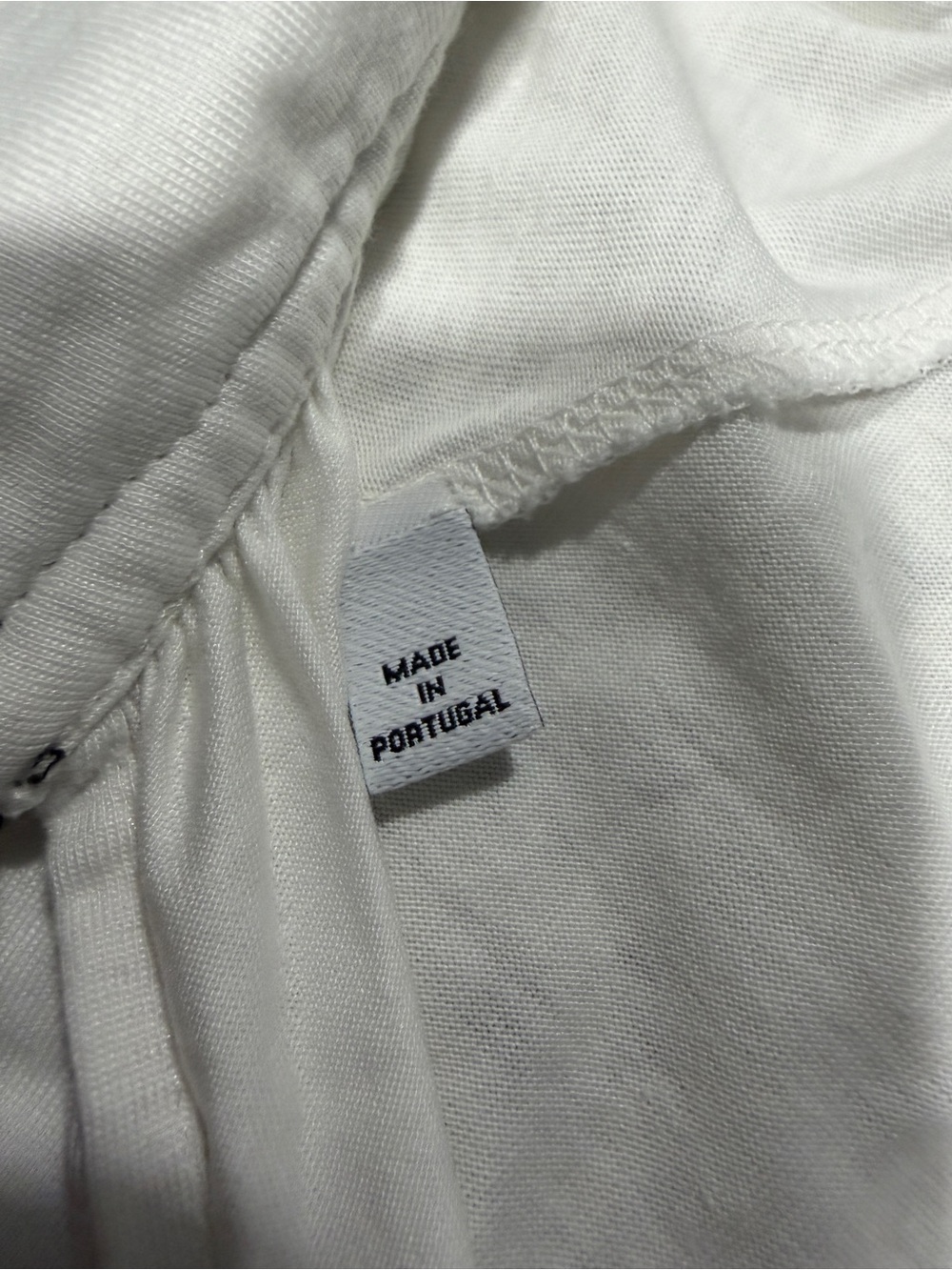 Carolina Herrera White Blouse with Red Logo Tag - Picture 4 of 6